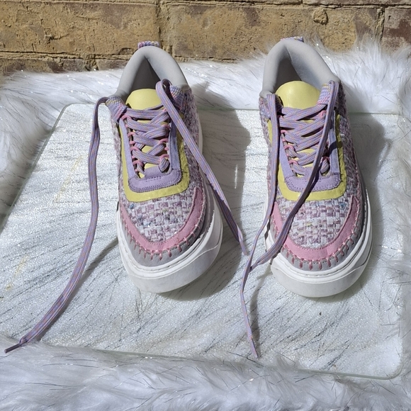Steve Madden Other - Steve Madden Charly Girl Youth Woven Multi Pastel Lace-Up Sneakers   Kids Size 4